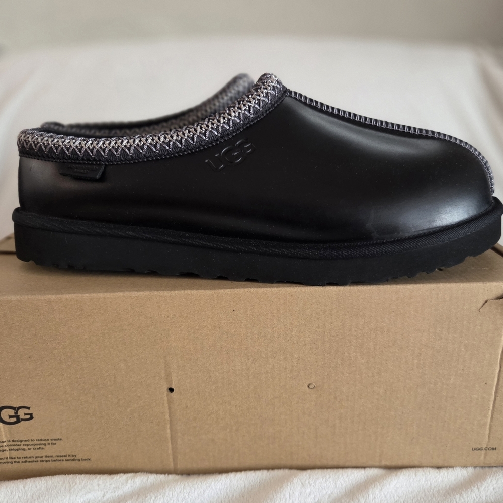 UGG Mens Classic Tasman Leather Slippers Black Size 13 NIB